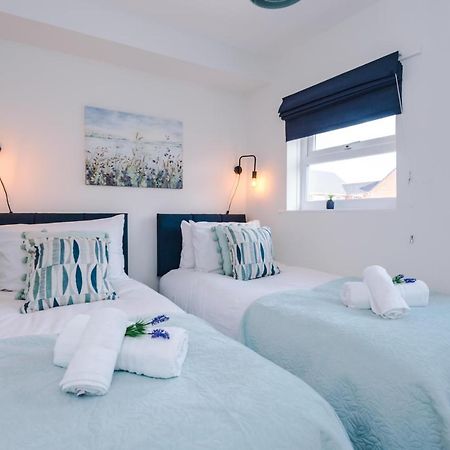 Bright 2-Bed Cottage In Chester By 53 Degrees Property, Ideal For Couples & Small Groups, City Centre - Sleeps 6 Exteriör bild