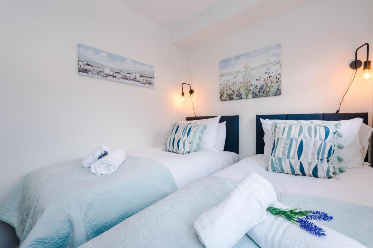 Bright 2-Bed Cottage In Chester By 53 Degrees Property, Ideal For Couples & Small Groups, City Centre - Sleeps 6 Exteriör bild